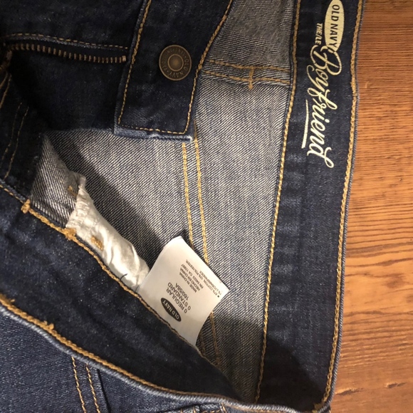 Dark Wash Boyfriend Denim Shorts - Picture 3 of 3